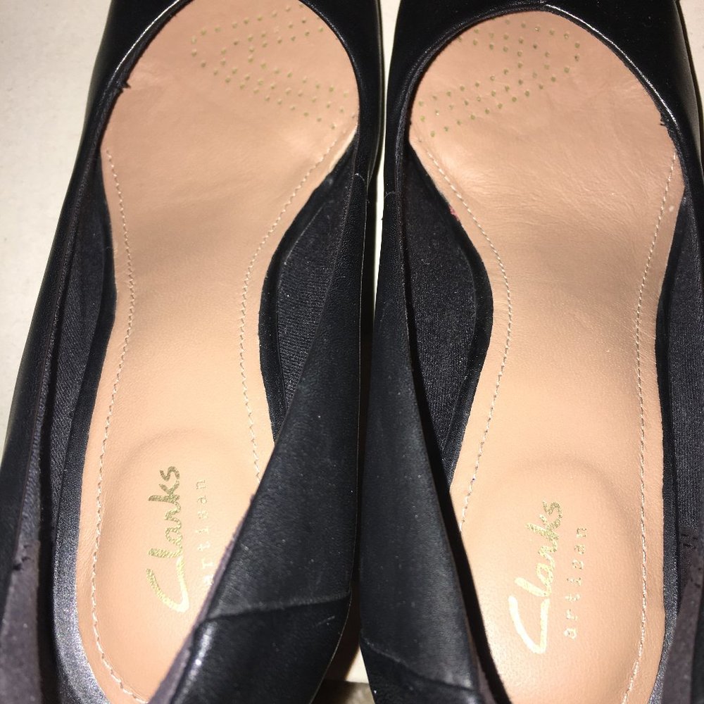 LEATHER WORK PUMP - Picture 4 of 4